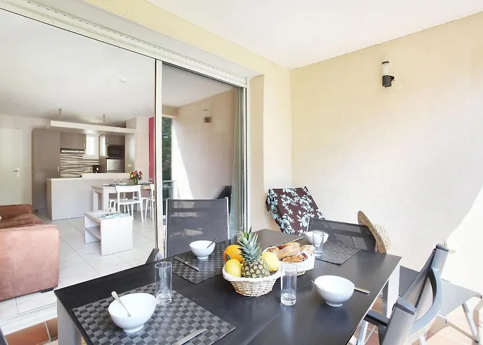 Апартаменты En Avec Piscine *