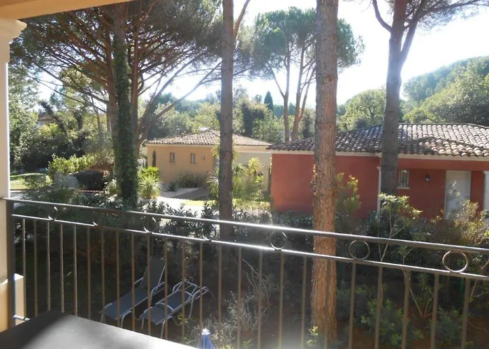 En Avec Piscine Σαιν-Τροπέ